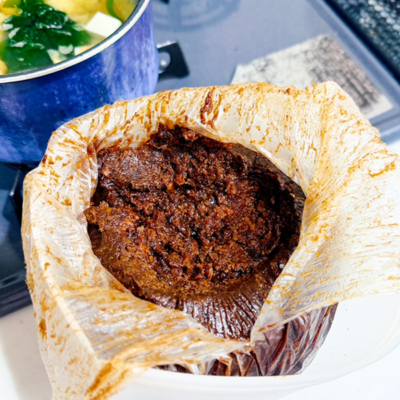 秋まで熟成させた自家製麦味噌